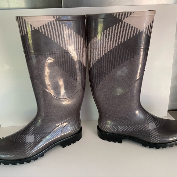 Burberry nova check women rain boots Sz 37 us 6.5 - Picture 7 of 8